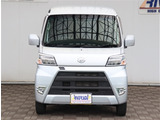 【車屋】として、長く車業界に従事した経験豊富なスタッフが在籍しております。