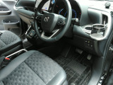 ヴォクシー 1.8 ハイブリッド S-Z E-Four 4WD 