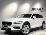 V60クロスカントリー B5 AWD 4WD 本革シート