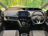 セレナ 1.2 e-POWER ハイウェイスター V 