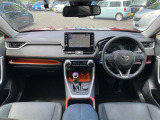 RAV4 2.5 ハイブリッド アドベンチャー E-Four 4WD 修復歴無し