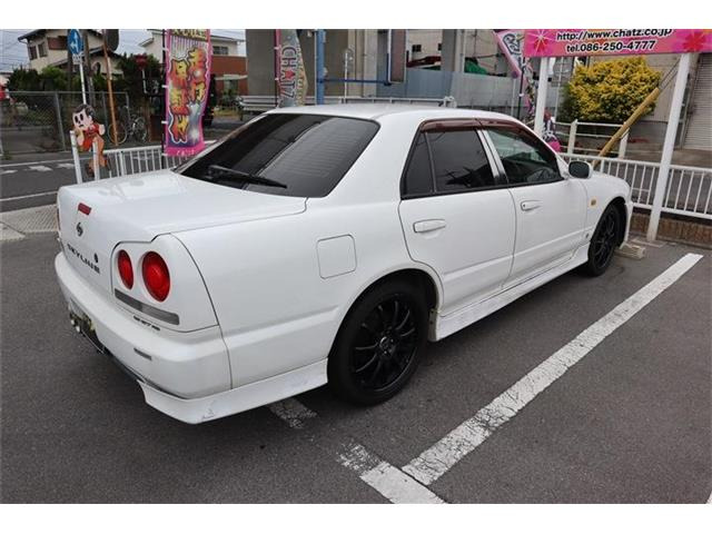 ガーリッシュナンバー　サプライまとめ売り 日産 スカイライン 2.5 25GT FOUR 4WD S・Rスポイラー