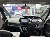 セレナ 1.2 e-POWER ハイウェイスター V 