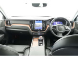 XC60 リチャージ アルティメット T6 AWD PHEV 4WD 