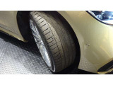 ここまでの新車おろしたてと変わらない安心をご提供できるのも、サーティファイドカーが、正規販売店での徹底したチェックと整備を経て、独自の厳しい基準をクリアした車であるからこそなのです。