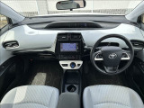プリウス 1.8 S ナビ・スマートキー・LEDヘッドライト