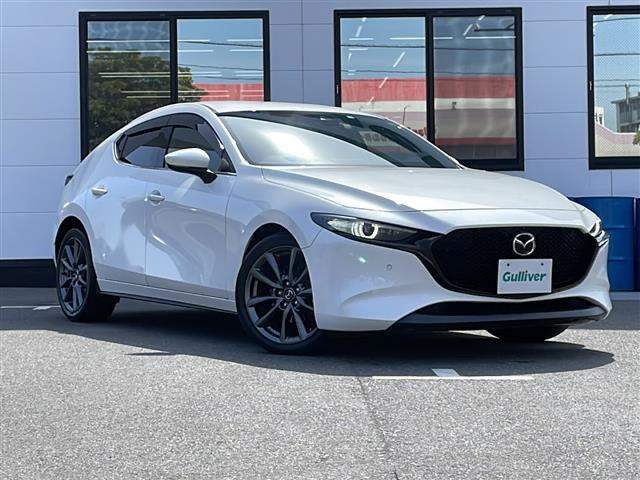 MAZDA3ファストバック 1.8 XD Lパッケージ 本革シート 修復歴無し