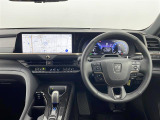 クラウンスポーツ 2.5 Z E-Four 4WD 本革シート