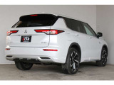アウトランダー PHEV 2.4 P 4WD 