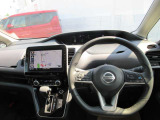 セレナ 2.0 ハイウェイスター V 4WD 