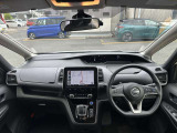 セレナ 1.2 e-POWER ハイウェイスター V 