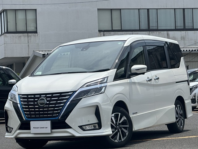 セレナ 1.2 e-POWER ハイウェイスター V 