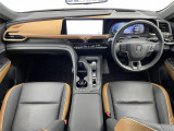 クラウンクロスオーバー 2.4 RS アドバンスト E-Four advanced 4WD 本革シート