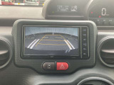 狭い駐車場等での運転を支援するバックビューモニター付☆
