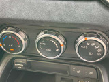 エアコンも搭載されておりますので自分の好きな温度、風量に合わせて快適に運転できますね!