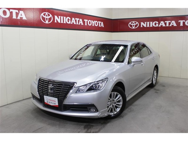 クラウン 2.5 ロイヤルサルーンG i-Four 4WD 