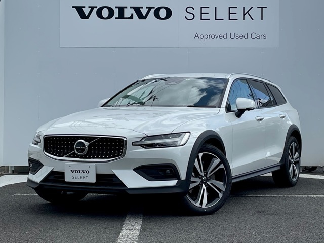 V60クロスカントリー ウルトラ B5 AWD 4WD 