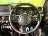 【純正革巻きステアリング】上質な革を使用することで、手にしっかり馴染みとても運転しやすいハンドルです♪