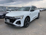 Q8 e-tron 55 クワトロ Sライン 4WD 