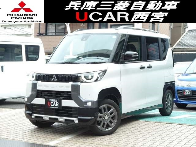 デリカミニ T プレミアム 4WD 