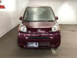 フロントマスクは個性もいっぱい! 人気の車です。