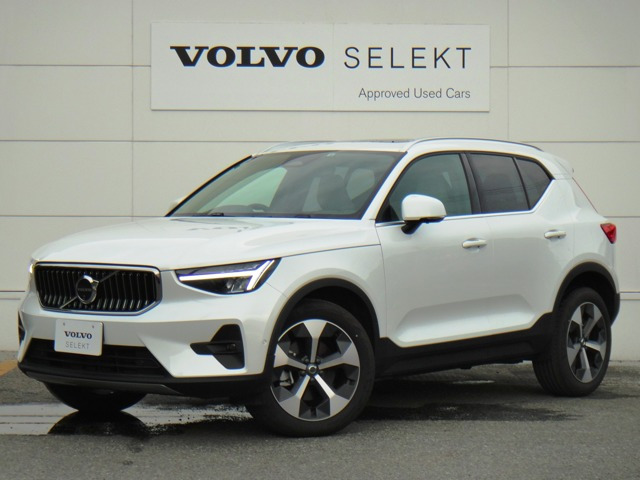XC40 ウルトラ B4 AWD 4WD 
