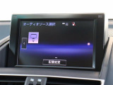 『1台』のお車に対して、3名体制で日々議論を重ね仕入れを行っております。