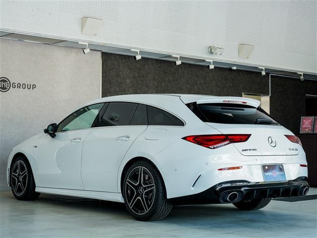 メルセデス・ベンツ CLAシューティングブレーク AMG CLA35 4
