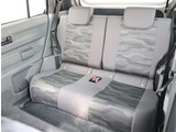 お車選びをお楽しみ頂けるよう、在庫車の展示スペースを十分に確保しております。