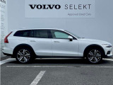 V60クロスカントリー ウルトラ B5 AWD 4WD 