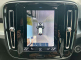 XC40 T4 モメンタム 