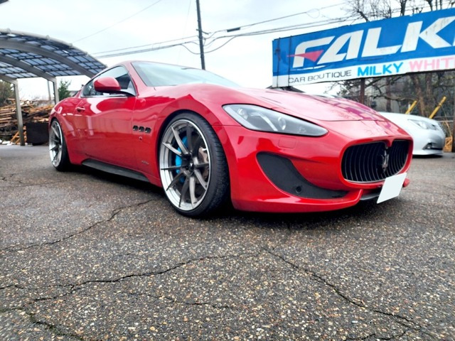 マセラティ グラントゥーリズモ 4.7S MCスポーツエアロ の中古車