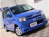 【車屋】として、長く車業界に従事した経験豊富なスタッフが多数在籍しております。