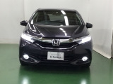 LEDヘッドライトを装備しています。LEDヘッドライトはとても明るく、雨の日や夜間走行も安全・安心です。オートライトコントロール付きで周囲の明るさに応じて自動で点灯・消灯します