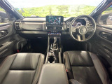 トライトン 2.4 GSR ディーゼル 4WD 