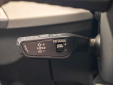 ACC(前車追従式クルーズコントロール)の操作レバーです。ハンドルを握ったままブラインドタッチで車速の設定や再発進が行える便利機能です。