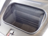 130L格納可能トランクは、長期旅行や手軽なドライブでも多くのお荷物を載せることができます。