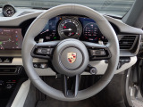 オプション:GTスポーツステアリングホイール (ヒーター付き)
