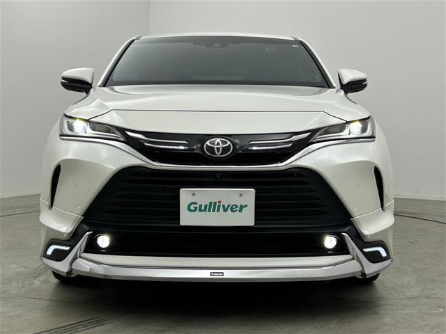 ハリアー80系　純正グリル 新型ハリアー 80系 PHEV フロントグリルカバー マークレス 純正