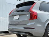◆バック/万が一を考え、安全性を重視する方に選ばれているVOLVO車。ドアを開閉するとその重み・厚みに驚くはず