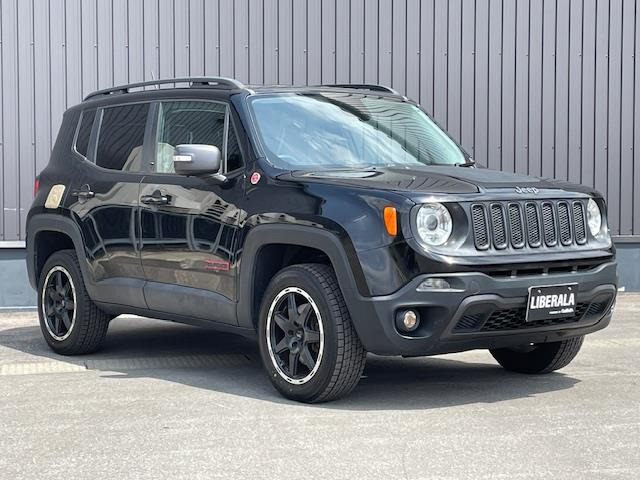 レネゲード トレイルホーク 4WD 修復歴無し