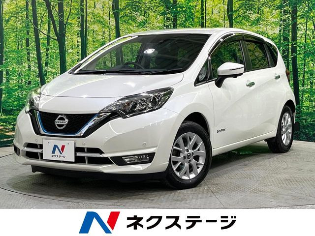 ノート 1.2 e-POWER メダリスト FOUR 4WD 