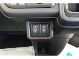 運転席/助手席シートヒーター付です。