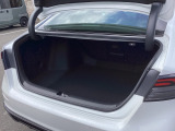 荷物の出し入れに便利な大口のトランクルームです。