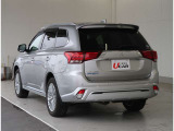 アウトランダーPHEV 2.4 G プラスパッケージ 4WD 
