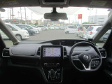 セレナ 1.2 e-POWER ハイウェイスター V 