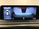 バックモニターが標準装備。お車の車庫入れが苦手な方も大丈夫です。