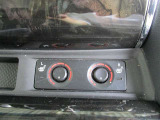 運転席&助手席にシートヒータ装備しています