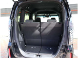 【車屋】として、長く車業界に従事した経験豊富なスタッフが多数在籍しております。