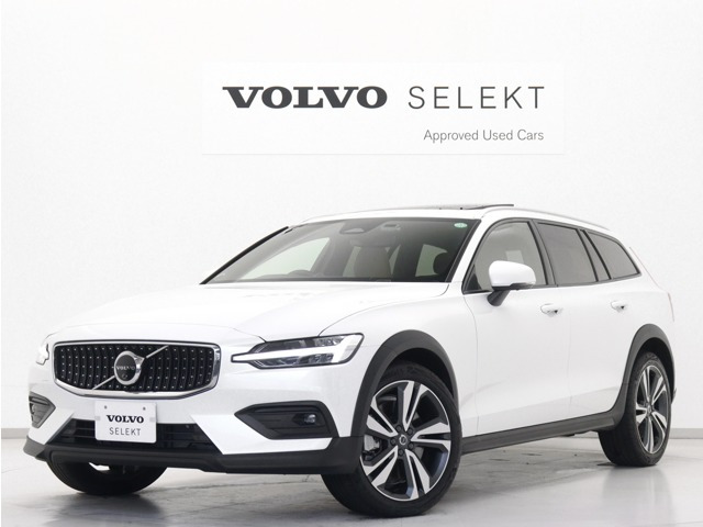 V60クロスカントリー アルティメット B5 AWD 4WD 